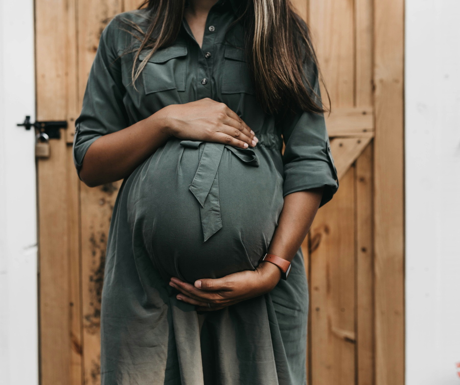 Documenting Your Pregnancy Bump: 6 Essentials