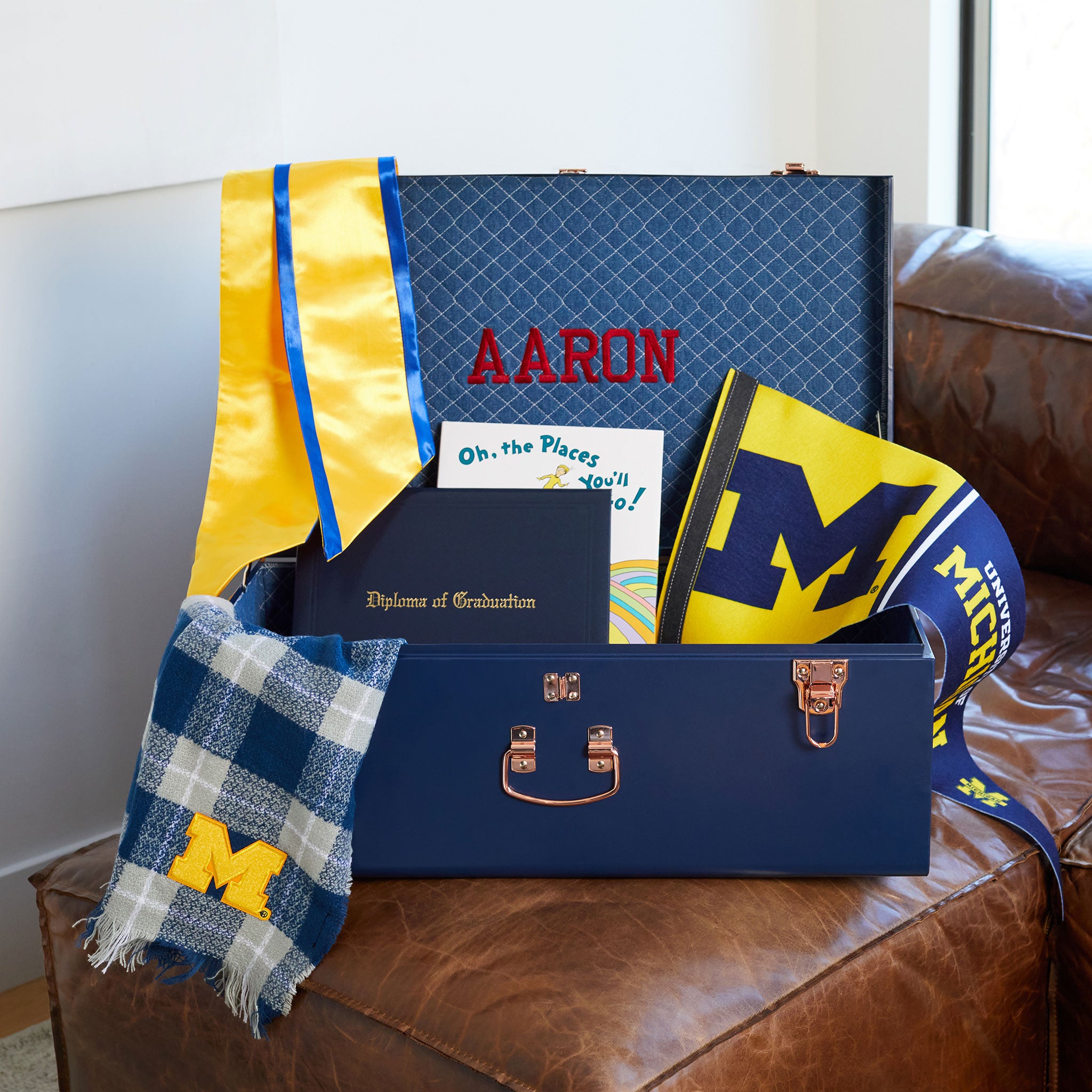 Memorize Keepsake Trunks for School / Graduate - Quality Craftsmanship ...